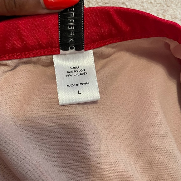 Two Pieces Bikini Set Swimsuit Sports Style - Picture 4 of 5